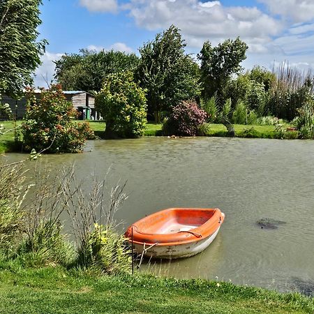 Chambre D Hotes Le Pigeonnier Fromelles Dış mekan fotoğraf